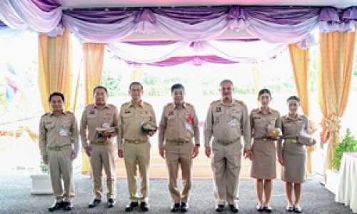 สมเด็จพระกนิษฐาธิราชเจ้า กรมสมเด็จพระเทพรัตนราชสุดา ฯ สยามบรมราชกุมารี เสด็จพระราชดำเนินไปทรงปลูกข้าว ณ โรงเรียนนายร้อยพระจุลจอมเกล้า จังหวัดนครนายก